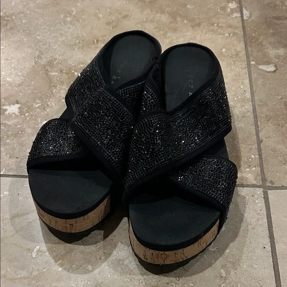 Copper Key black Black Slip-On Sandals sz 9 - Picture 1 of 5